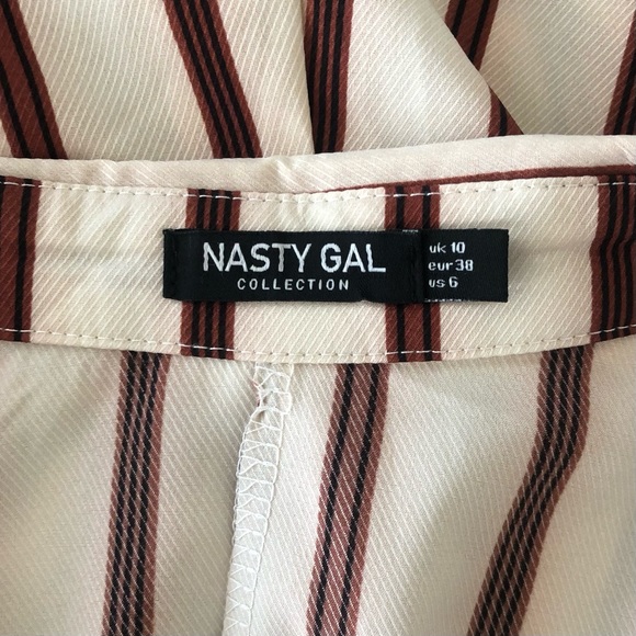 NWOT Nasty Gal You’re Just My Stripe Utility Jumpsuit Size 6 - Picture 8 of 9